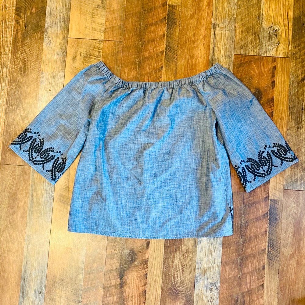 CALVIN KLEIN Chambray Off the Shoulder Blouse - Picture 4 of 4